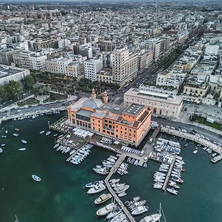 Blue Sky Rooftop - Policlinico Apartamento